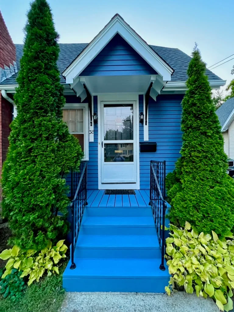 Front porch finish